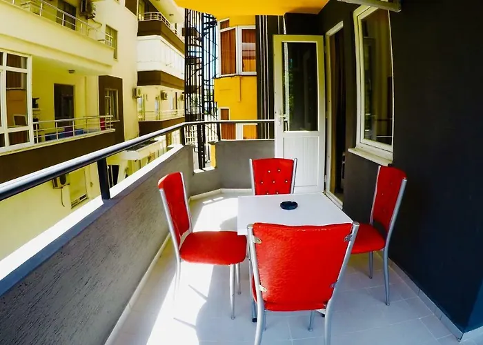 Flamingo Beach & Bed & Breakfast