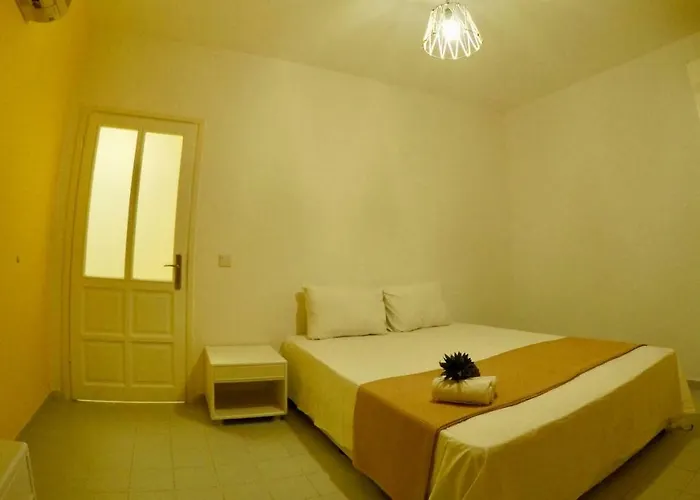 Bed & Breakfast Flamingo Beach &